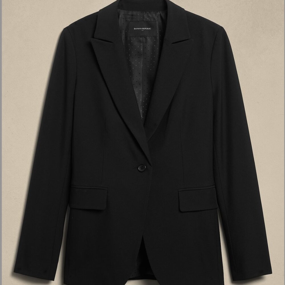 Banana Republic Sculpted Suit Blazer — Black — Size 10